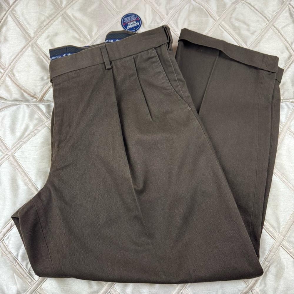 Saddlebred Brown Comfort Waist Chinos Size 42 x 30